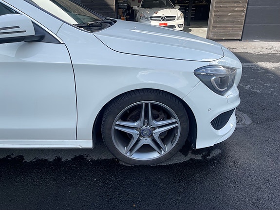 Mercedes-Benz CLA180 13 of 15