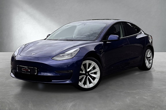 Tesla Model 3 2 of 26