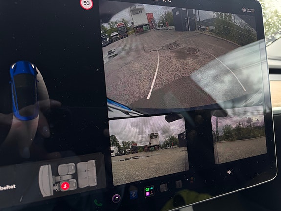 Tesla Model 3 19 of 26