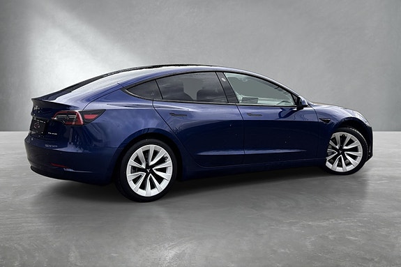 Tesla Model 3 5 of 26