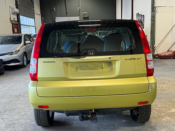 Honda HR-V 10 of 30