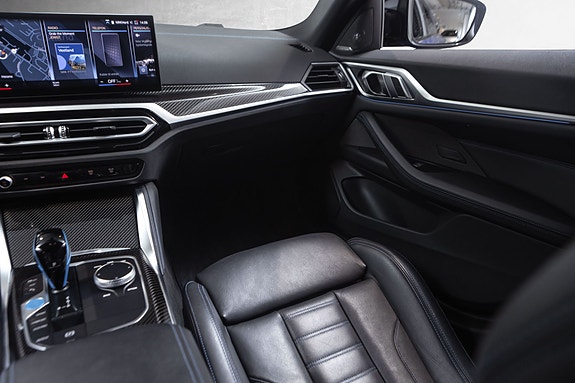 BMW i4 30 of 30