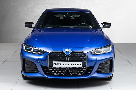 BMW i4 4 of 30