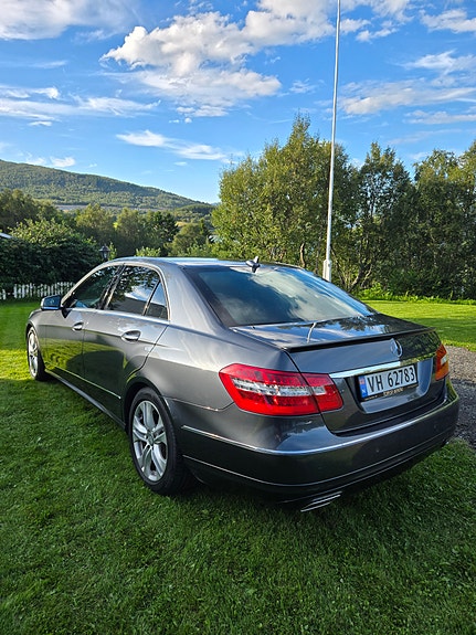 Mercedes-Benz E200 d 4 of 9