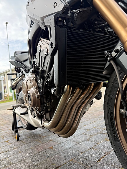 Honda CB 650 R 15 of 26