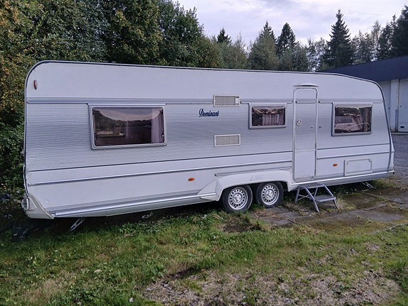 LMC 660 Dominant,Alde,wc,dusj,tv,radio,cd,gulvarme,dobvels.5 sov.bra.fuktest,liten fuktsk. 5 of 30