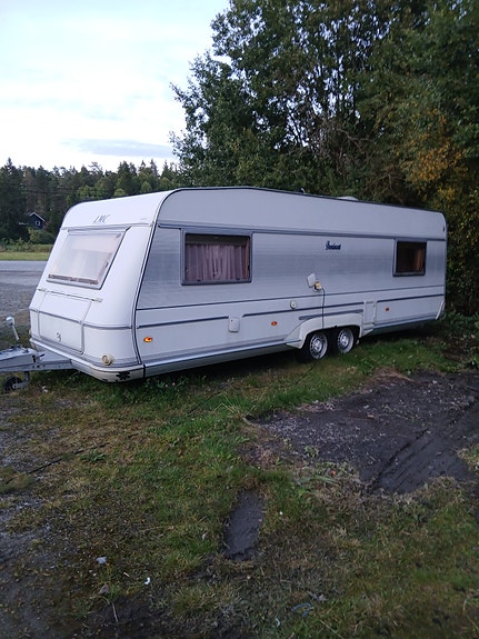LMC 660 Dominant,Alde,wc,dusj,tv,radio,cd,gulvarme,dobvels.5 sov.bra.fuktest,liten fuktsk. 6 of 30
