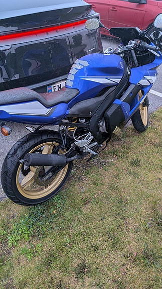 Yamaha TZR 50 9 of 10