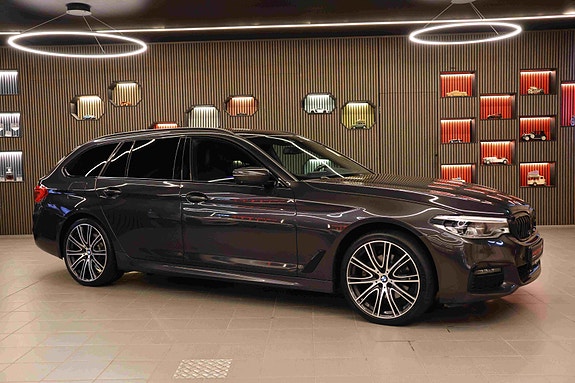 BMW 520d 2 of 30