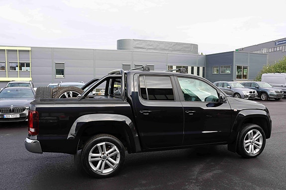 Volkswagen Amarok 9 of 30