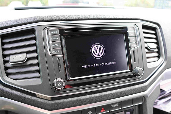Volkswagen Amarok 29 of 30