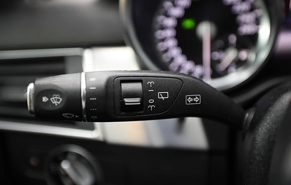 Mercedes-Benz ML250 17 of 30