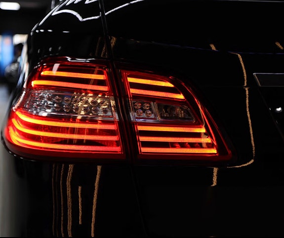 Mercedes-Benz ML250 29 of 30