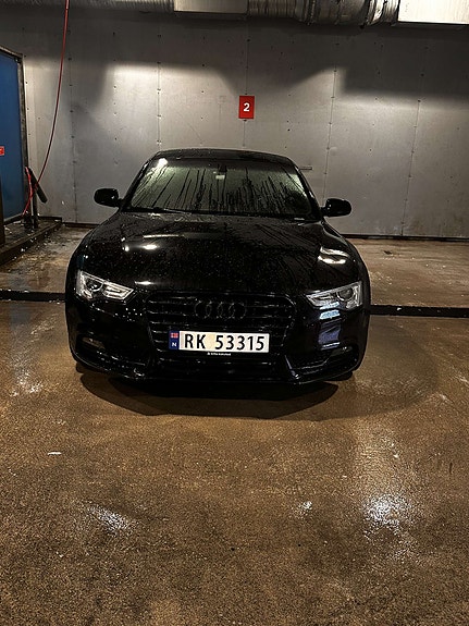 Audi A5 3 of 12
