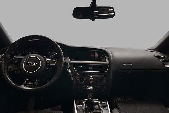 Audi A5 7 of 12