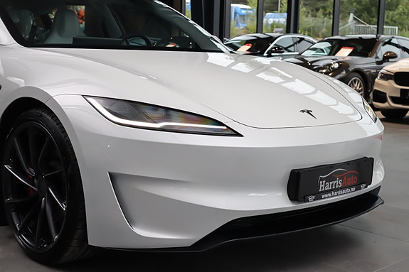 Tesla Model 3 3 of 30