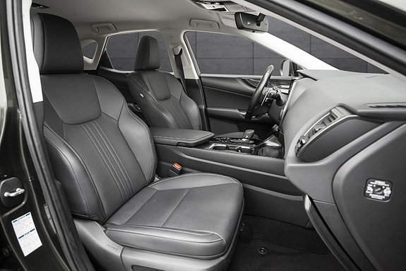Lexus NX450h 16 of 19