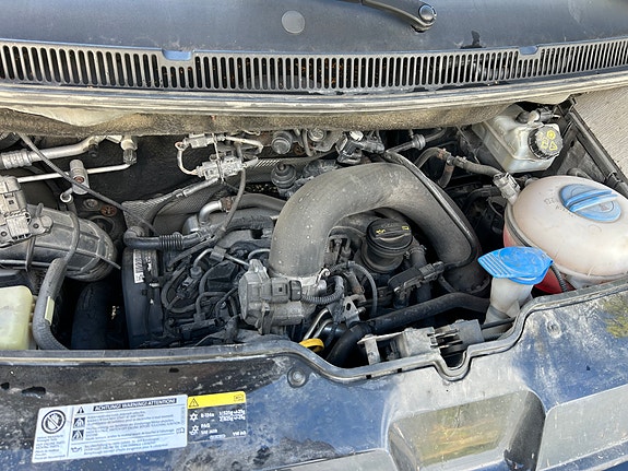 Volkswagen Multivan 30 of 30