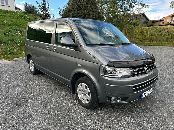 Volkswagen Multivan 3 of 30