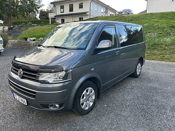 Volkswagen Multivan 17 of 30