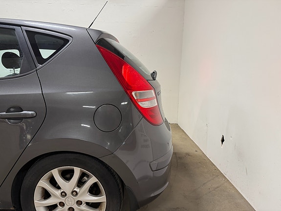 Hyundai i30 8 of 30