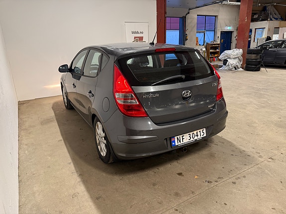 Hyundai i30 12 of 30