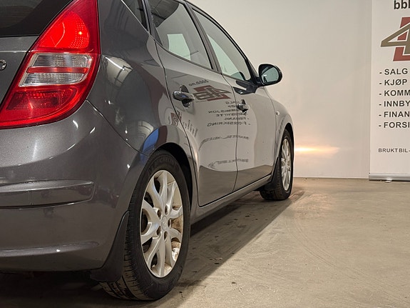 Hyundai i30 11 of 30
