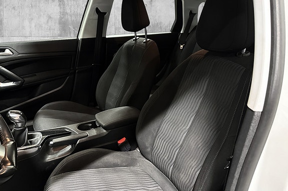 Peugeot 308 SW 10 of 30