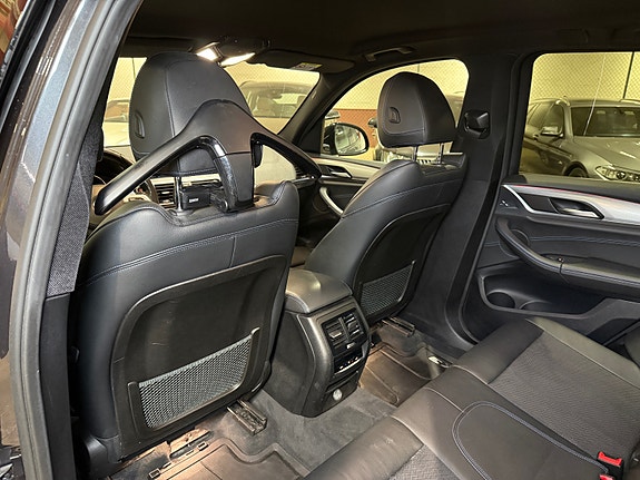 BMW X3 24 of 30