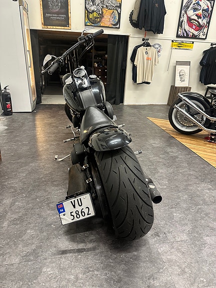 Harley-Davidson FXSTB / I Softail Night Train 7 of 7