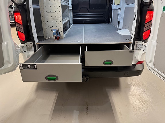 Ford Transit Custom 22 of 30