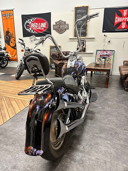 Harley-Davidson FLSTF Fat Boy 7 of 9