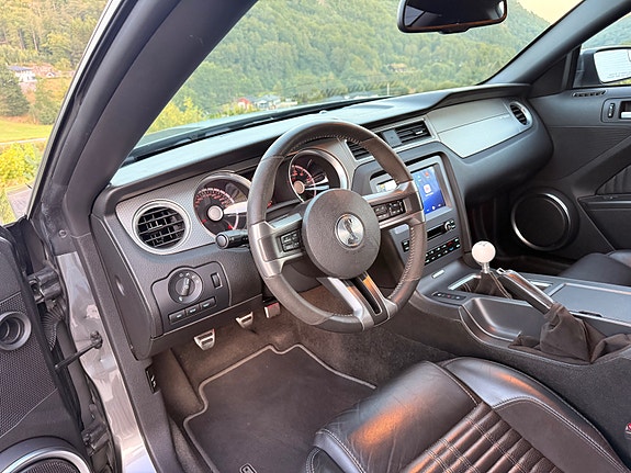 Ford Mustang 30 of 30