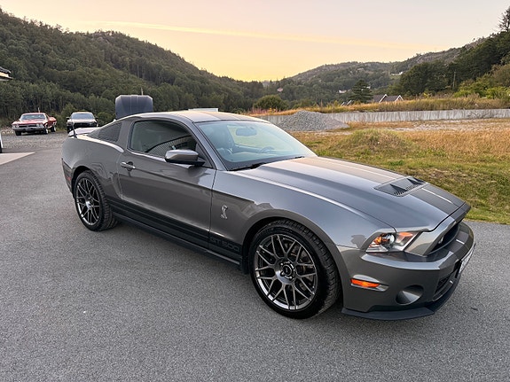 Ford Mustang 18 of 30