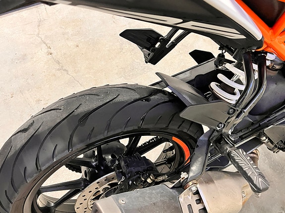 KTM 125 Duke 4 of 13
