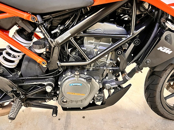 KTM 125 Duke 6 of 13