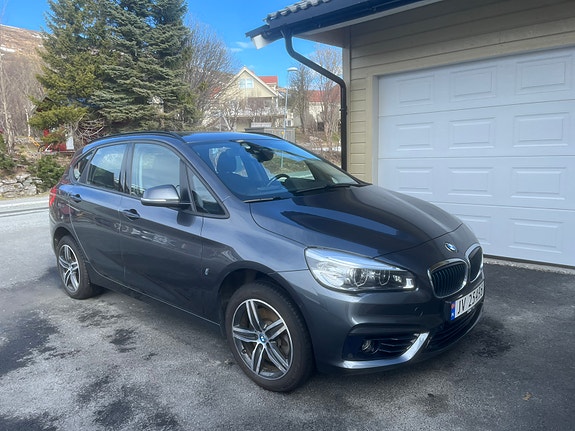 BMW 225xe 3 of 15