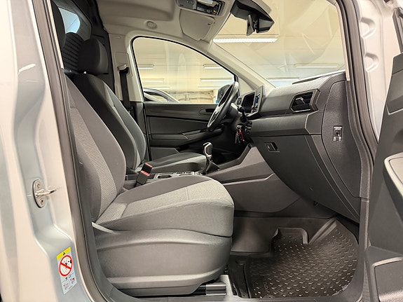 Volkswagen Caddy 11 of 30