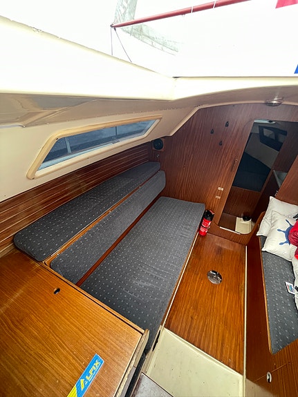 Velholdt Dufour 1800 8 of 29