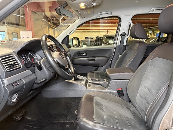 Volkswagen Amarok 29 of 30