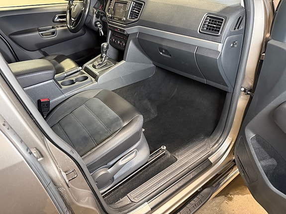 Volkswagen Amarok 22 of 30