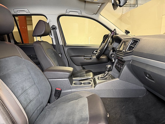 Volkswagen Amarok 24 of 30