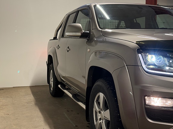Volkswagen Amarok 13 of 30