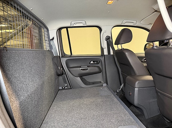 Volkswagen Amarok 21 of 30