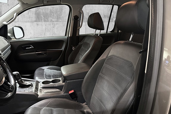 Volkswagen Amarok 10 of 30