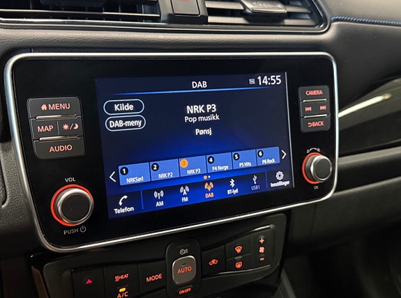 Nissan Leaf 13 of 18
