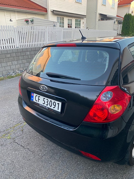 Kia Ceed 26 of 26