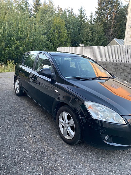 Kia Ceed 24 of 26