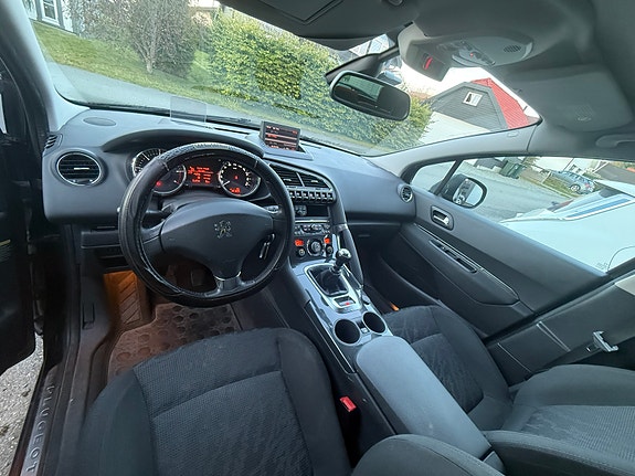 Peugeot 3008 6 of 16