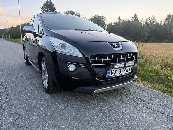 Peugeot 3008 2 of 16